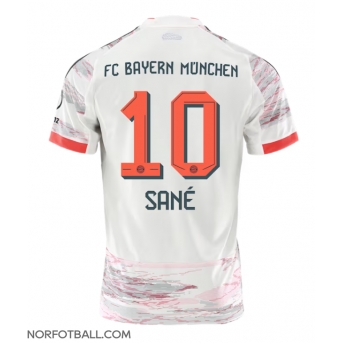 Billige Fotballdrakt Bayern Munich Leroy Sane #10 Replika Bortedrakt 2025-26 Kortermet